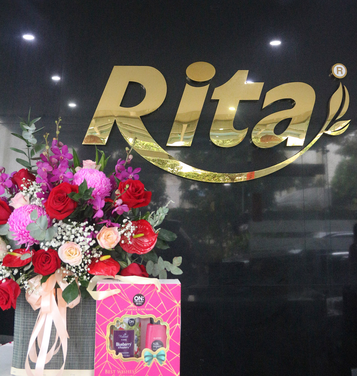 Give Small Gifts – Send Big Love