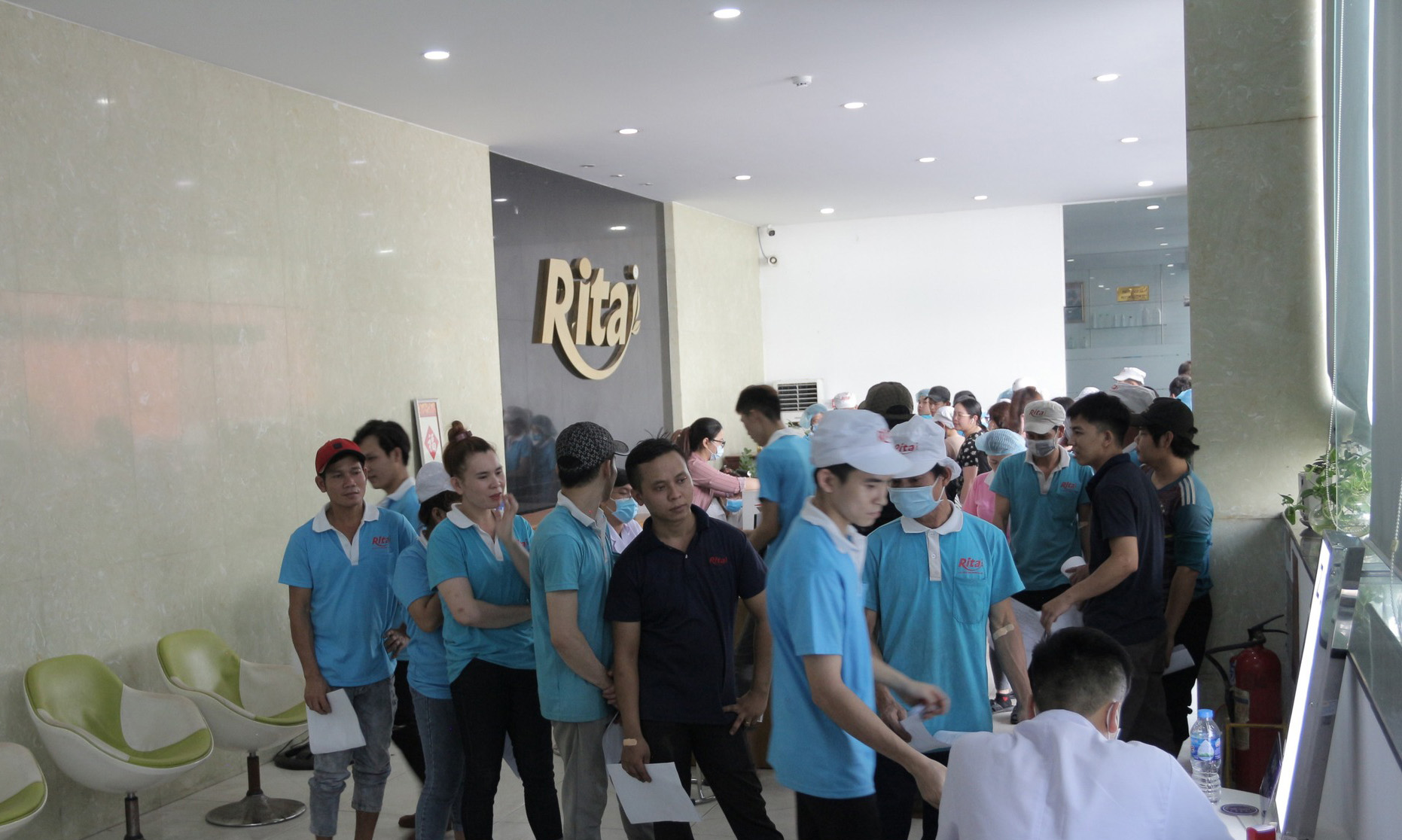 kham suc khoe tai cong ty nuoc giai khat RITA 20