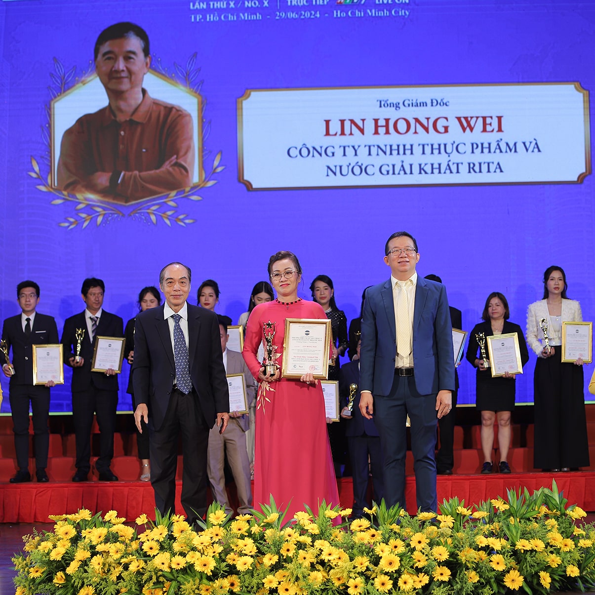 Rita Asia Excellent leader 2024 Rita Asia Excellent leader 2024 min