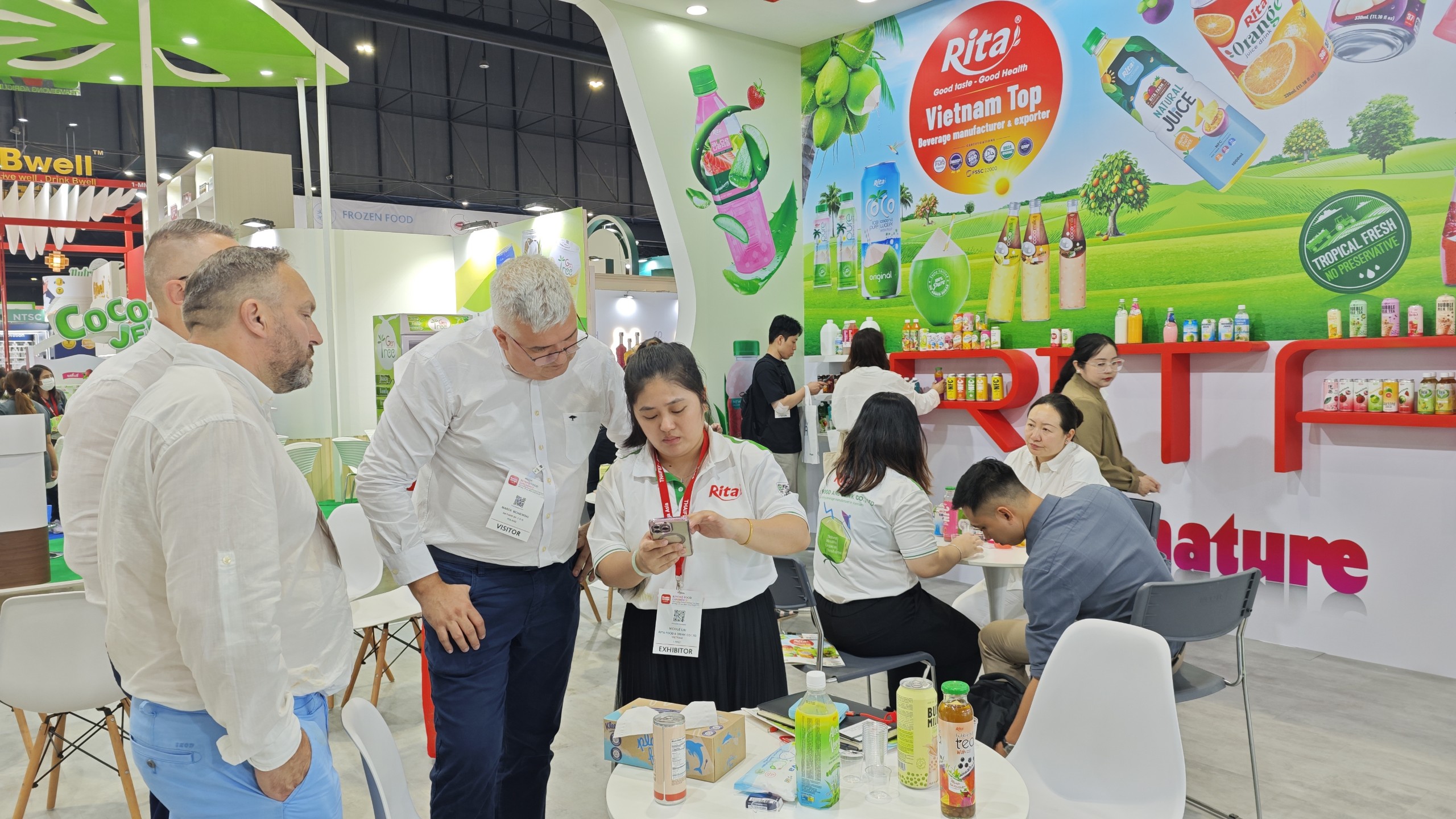 Customers at Rita booth Thaifex Exhibition 2024 Customers at Rita booth Thaifex Exhibition 2024